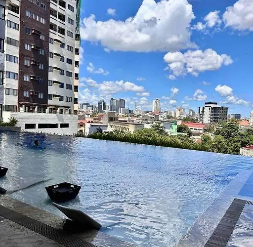 Living ,the Persimmon 2-4pax Apartment