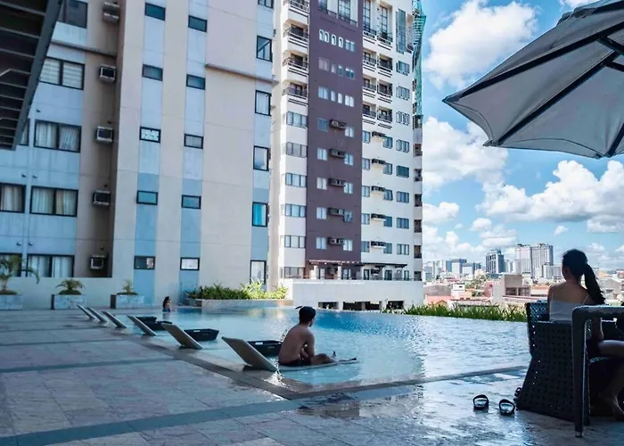 Living ,the Persimmon 2-4pax Apartment