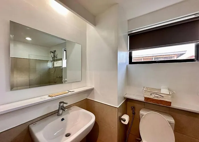 Living ,the Persimmon 2-4pax Apartment Cebu