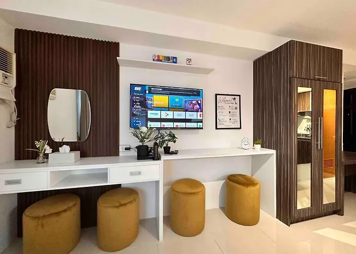 Living ,the Persimmon 2-4pax Apartment *