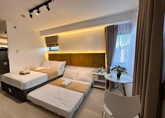 Living ,the Persimmon 2-4pax * Cebu