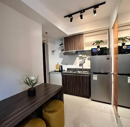 Living ,the Persimmon 2-4pax Apartment *