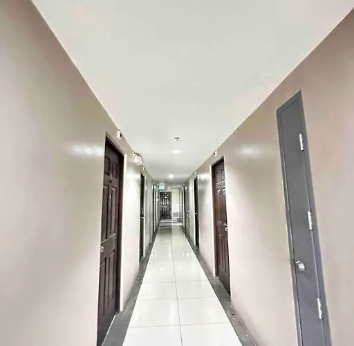 Living ,the Persimmon 2-4pax * Cebu